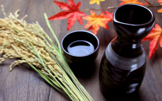 sake-bottle-with-rice-ear