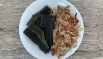 dried bonito (Katsuo-bushi) and Konbu