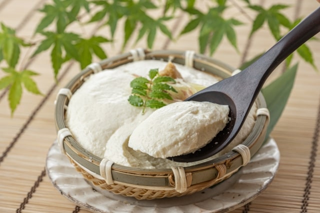 Tofu made in bamboo basket